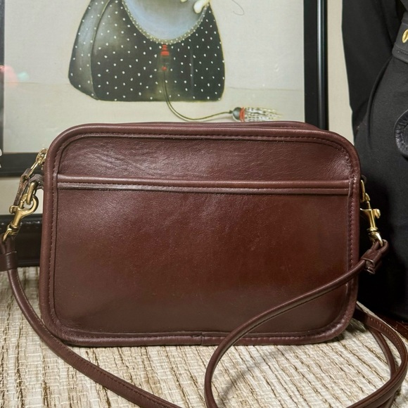 ❤️SOLD❤️Vintage Coach Mahogany Carnival Bag 9925 - Picture 1 of 12